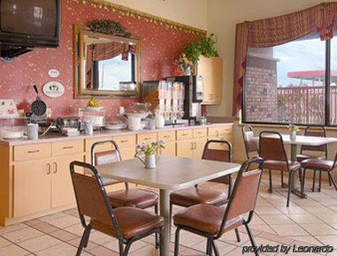 Super 8 By Wyndham Duson Lafayette West Area Motel Restaurant photo
